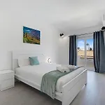 #267 Cozy Casablanca Вилла Албуфейра